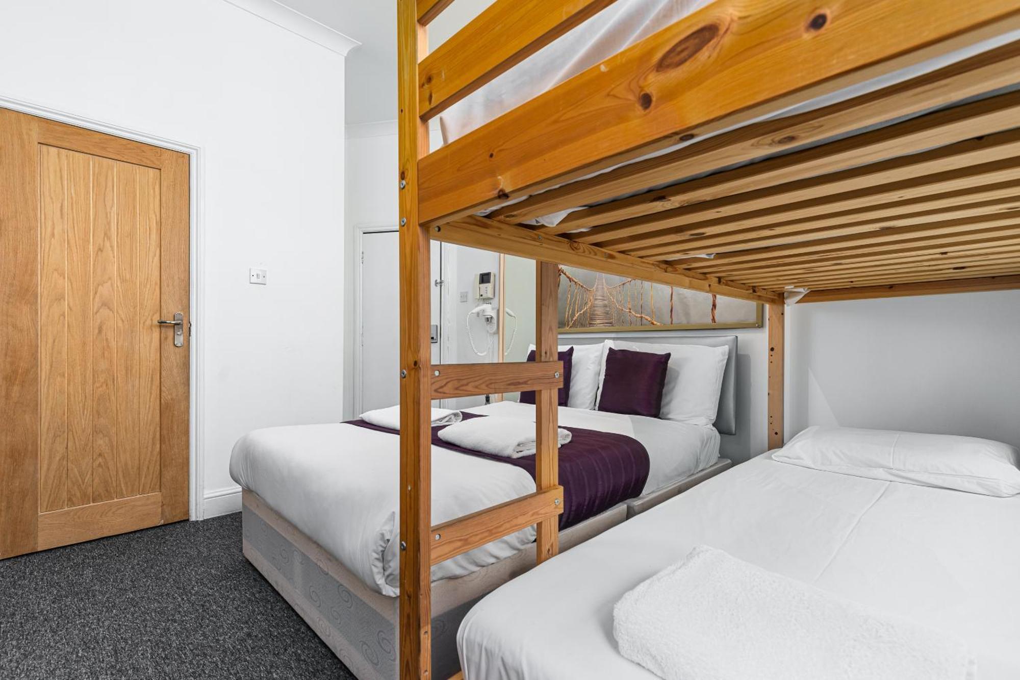Ryam Suites Londres Habitación foto